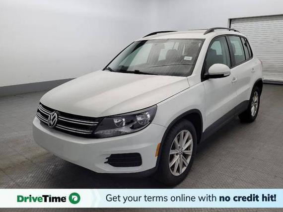 VOLKSWAGEN TIGUAN LIMITED 2018 WVGBV7AX7JK000416 image